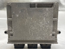 Load image into Gallery viewer, ECU ECM Computer  FIVE HUNDRED 2006 - NW58181
