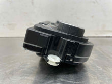 Load image into Gallery viewer, TEMPERATURE CONTROLS Volkswagen EOS Jetta 12 13 14 15 - NW556932
