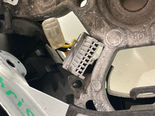 Load image into Gallery viewer, Steering Wheel  INFINITI G37 2010 - NW245578
