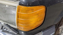 Load image into Gallery viewer, PARKLAMP Mercedes 300D 380SE 500SEL 81 82 83 - 91 Left - NW376950
