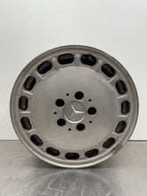Load image into Gallery viewer, WHEEL 300E 420 350 560SEC 560SEL 16x6.5 88 89 90 91 - NW377002
