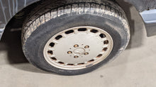 Load image into Gallery viewer, WHEEL 300E 420 350 560SEC 560SEL 16x6.5 88 89 90 91 - NW377002
