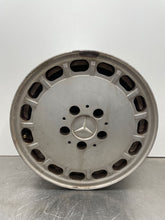 Load image into Gallery viewer, WHEEL 300E 420 350 560SEC 560SEL 16x6.5 88 89 90 91 - NW377003
