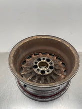 Load image into Gallery viewer, WHEEL 300E 420 350 560SEC 560SEL 16x6.5 88 89 90 91 - NW377003
