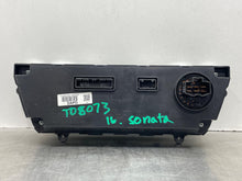 Load image into Gallery viewer, TEMPERATURE CONTROLS  HYUNDAI SONATA 2016 16 - NW553364
