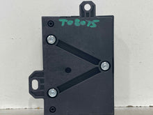 Load image into Gallery viewer, FUEL PUMP CONTROL MODULE COMPUTER B250 C250 C300 C350 C63 E250D 11-15 - NW556311
