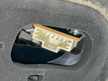 Load image into Gallery viewer, OUTER TAIL LIGHT LAMP E300 E350 E400 E550 E63 10 11 12 13 Left - NW552240
