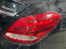 Load image into Gallery viewer, TAIL LIGHT LAMP ASSEMBLY C250 C300 C350 C43 C63 15 16 17 Right - NW552238
