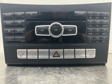 Load image into Gallery viewer, Radio  MERCEDES E-CLASS 2015 - NW377515

