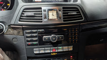 Load image into Gallery viewer, Radio  MERCEDES E-CLASS 2015 - NW377515
