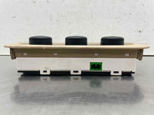 Load image into Gallery viewer, REAR TEMPERATURE CONTROLS Odyssey 2005 05 2006 06 2007 07 - NW553366
