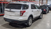 Load image into Gallery viewer, Carrier Assembly Ford Explorer 2014 - NW377747
