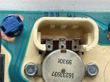 Load image into Gallery viewer, Temperature Controls GMC Envoy 2000 - NW478252
