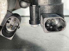 Load image into Gallery viewer, SUSPENSION AIR COMPRESSOR PUMP Gl350 Gl450 Gl550 GL63 12-19 - NW552503

