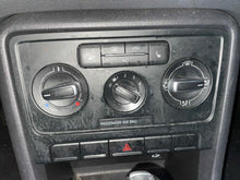 Load image into Gallery viewer, TEMPERATURE CONTROLS Volkswagen Beetle 12 13 14 15 16 - NW551566
