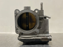 Load image into Gallery viewer, THROTTLE BODY Camry ES330 Sienna 2003 03 04 05 06 07 V6 - NW379930

