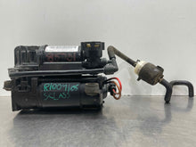 Load image into Gallery viewer, AIR RIDE COMPRESSOR E350 E550 CLS500 CLS55 CLS550 CLS63 E280 00-11 - NW556135
