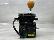 Load image into Gallery viewer, Floor Shifter Jaguar XJ8 2004 - NW383928
