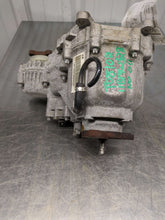Load image into Gallery viewer, TRANSFER CASE BMW 530xi 528xi 328xi 332xi 2006 06 2007 07 2008 08 09 2010 10 - NW552190
