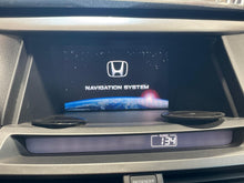 Load image into Gallery viewer, DISPLAY SCREEN Honda Crosstour 2010 10 2011 11 2012 12 - NW556972
