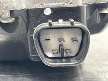 Load image into Gallery viewer, WINDSHIELD WIPER MOTOR NV 1500 NV2500 NV3500 12 13 14 15 16 - NW391002
