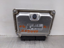 Load image into Gallery viewer, ECU ECM COMPUTER Audi A8 2006 06 - NW382782
