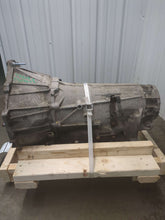 Load image into Gallery viewer, [INVENTORYCAR_YEAR_MAKE_MODEL] TRANSMISSION 4X4 - NW555877

