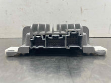 Load image into Gallery viewer, Radio Chevrolet Tahoe 2013 - NW553714
