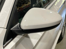 Load image into Gallery viewer, Side View Door Mirror Volkswagen Jetta 2020 - NW554684
