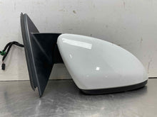 Load image into Gallery viewer, Side View Door Mirror Volkswagen Jetta 2020 - NW552879
