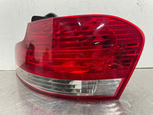 Load image into Gallery viewer, TAIL LIGHT LAMP ASSEMBLY BMW 128i 135i 08 09 10 11 Right - NW555831
