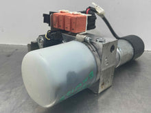 Load image into Gallery viewer, Convertible Top Motor  BMW 128I 2010 - NW551031
