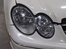 Load image into Gallery viewer, HEADLIGHT LAMP ASSEMBLY C230 C240 C280 C320 C350 C55 CLK320 03-06 Right - NW288676
