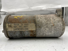 Load image into Gallery viewer, [INVENTORYCAR_YEAR_MAKE_MODEL] STARTER MOTOR - NW389156
