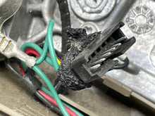 Load image into Gallery viewer, Steering Wheel Jaguar XK8 2001 - NW404436

