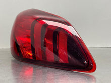 Load image into Gallery viewer, OUTER TAIL LIGHT LAMP Hyundai Tucson 2019 19 2020 20 Right - NW552226
