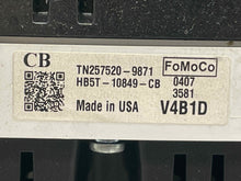 Load image into Gallery viewer, Speedometer Cluster Ford Explorer 2017 - NW555742
