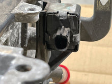 Load image into Gallery viewer, INVERTER RX400H Highlander 2006 06 2007 07 2008 08 2009 09 - NW394661
