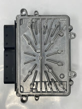 Load image into Gallery viewer, ECU ECM COMPUTER Volvo C30 V40 V70 2006 06 2007 07 08 - NW63163
