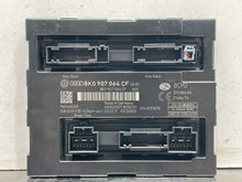 Load image into Gallery viewer, BODY CONTROL MODULE BCM COMPUTER Audi A4 Q5 S4 09 10 11 12 - NW550913
