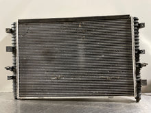 Load image into Gallery viewer, RADIATOR Land Rover Discovery 1999 99  00 01 02 03 04 - NW132505
