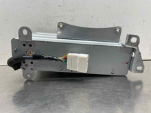 Load image into Gallery viewer, CD Changer Lexus ES300 ES330 2002 02 2003 03 2004 04 2005 05 2006 06 - NW555557
