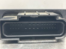 Load image into Gallery viewer, Computer  SILVERADO 1500 PICKUP 2019 - NW408969
