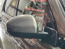 Load image into Gallery viewer, Side View Door Mirror  DISCOVERY SPORT 2017 - NW551074
