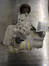 Load image into Gallery viewer, TRANSFER CASE 2015 15 2016 16 2017 17 2018 18 2019 19 - NW552195
