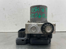 Load image into Gallery viewer, ABS Pump  FORD F150 PICKUP 2016 - NW552470
