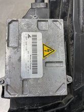 Load image into Gallery viewer, HEADLIGHT LAMP ASSEMBLY Audi A4 Rs4 S4 05 06 07 08 09 Right - NW412595
