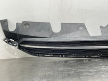 Load image into Gallery viewer, GRILLE Chevrolet Equinox 2016 16 2017 17 - NW551542
