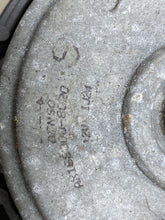Load image into Gallery viewer, RADIATOR FAN ASSEMBLY Honda Civic 2006 06 2007 07 2008 08 09 10 11 - NW413015
