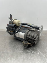 Load image into Gallery viewer, SUSPENSION AIR COMPRESSOR PUMP Vanden Pl XJ XJ8 XJ8L XJL XJR 04-09 - NW414248
